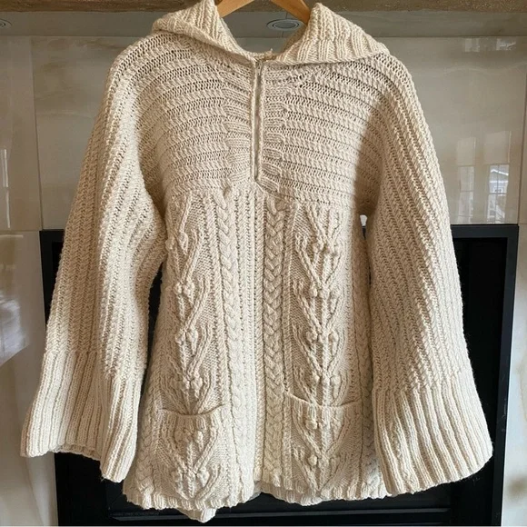 Hand Knit Wool Cable Hoodie Sweater Cream Chunky Flared Cuff Cottage Core Medium - Picture 3 of 12